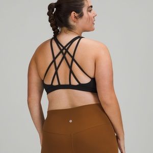 Lululemon free to be serene bra